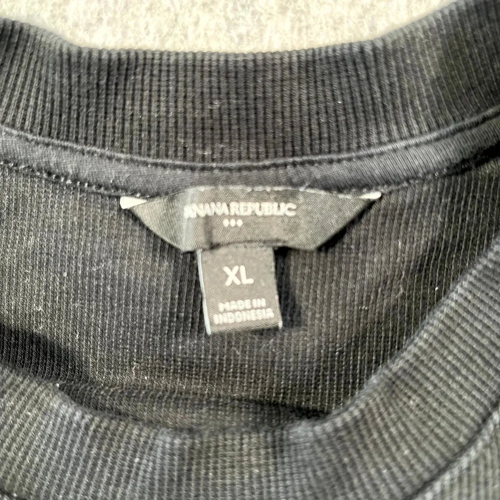Banana Republic T Shirt Mens XL Black Cotton Stretch Crew Neck Ribbed Casual